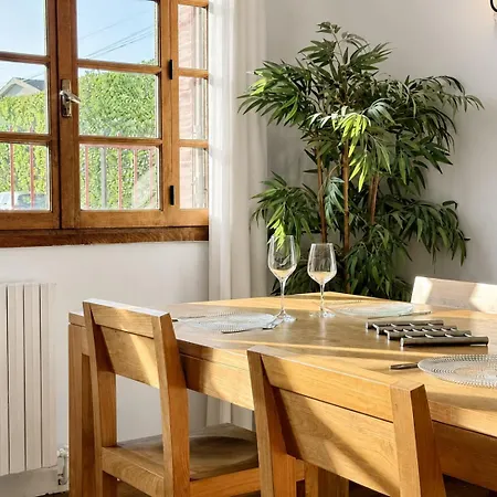 Le Nid D'Aix - 10 Min Du Lac - Parking Gratuit Apartment *