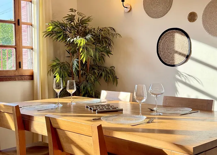 Le Nid D'aix - Jardin & Calme * エクスレバン